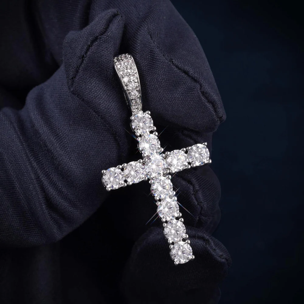 VVS Cross Pendant 14K Gold