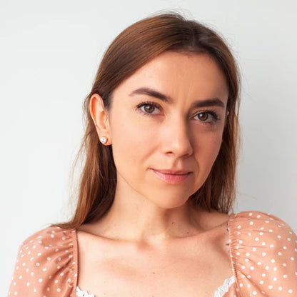 Eterna Stud Earrings